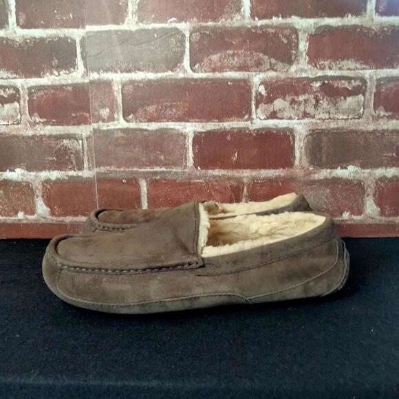 UGG Slippers Womens Size 8 Tan Winter Slip-on Loafers - Picture 7 of 8